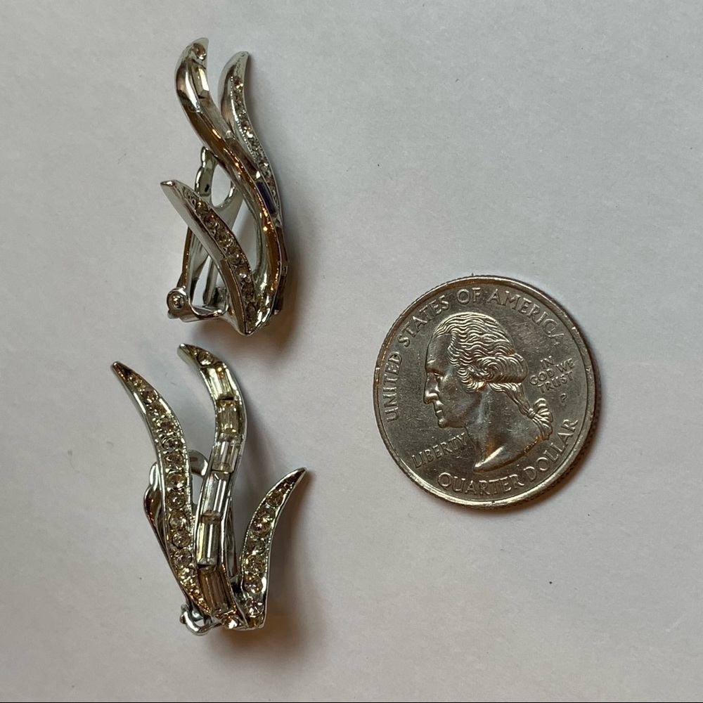 Lot 5 Pair Clip On Earrings Vintage Rhinestone Crystal Silver Gold Tone Costume - Picture 1 of 15